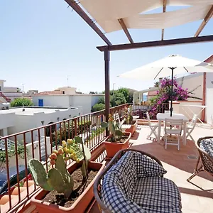 La Casa Di Iuri Punta Secca