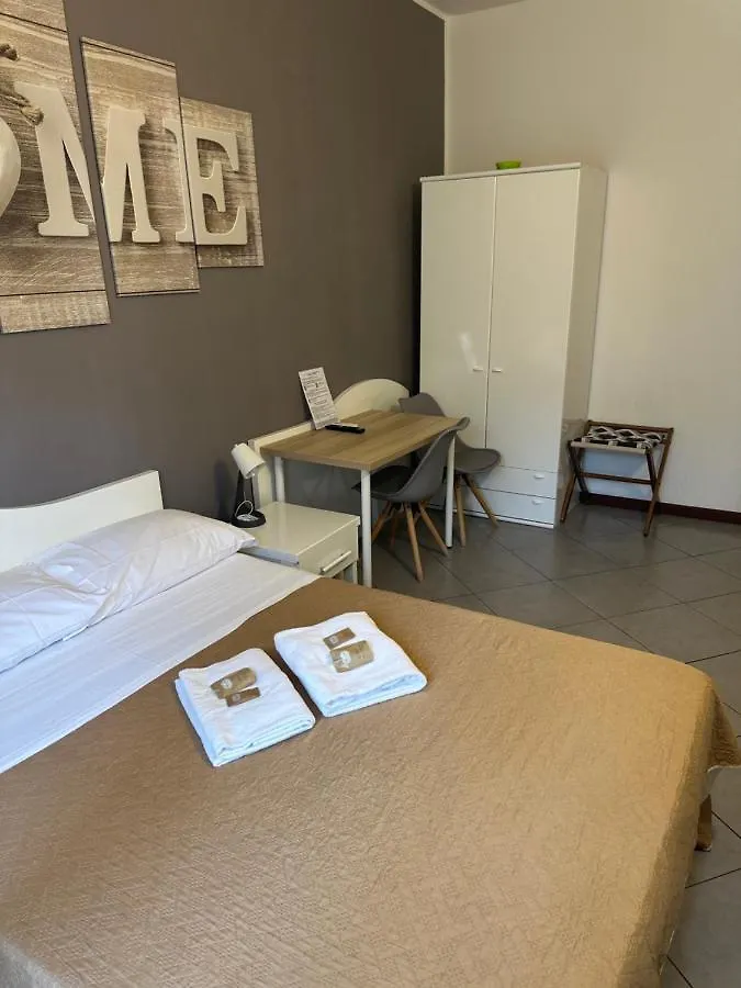 Guest House Brianza Room Milan